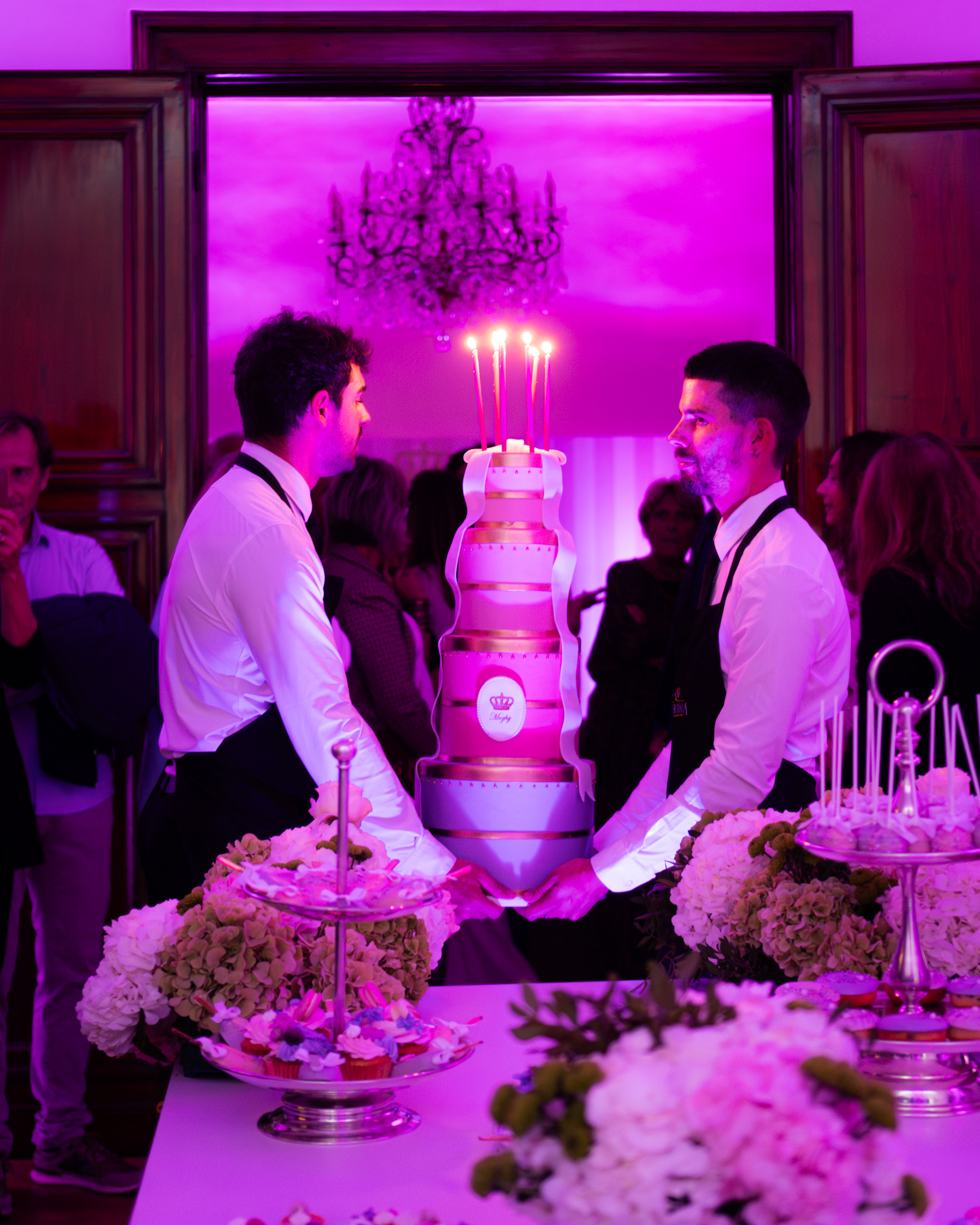 Decorazioni floreali, table setting, allestimenti sale e cake design